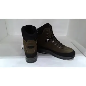 Lowa Tibet GTX Backpacking Shoes